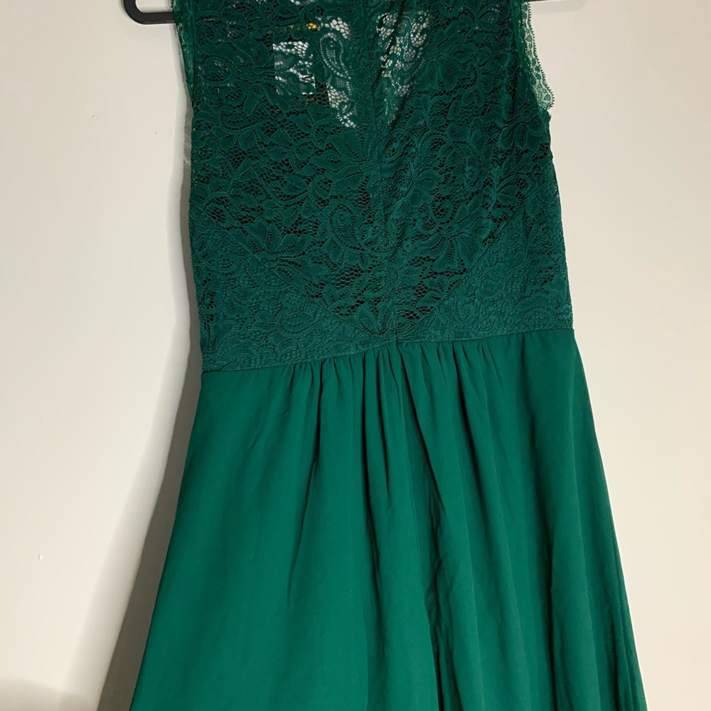 Formal dress - Picture 6 of 7